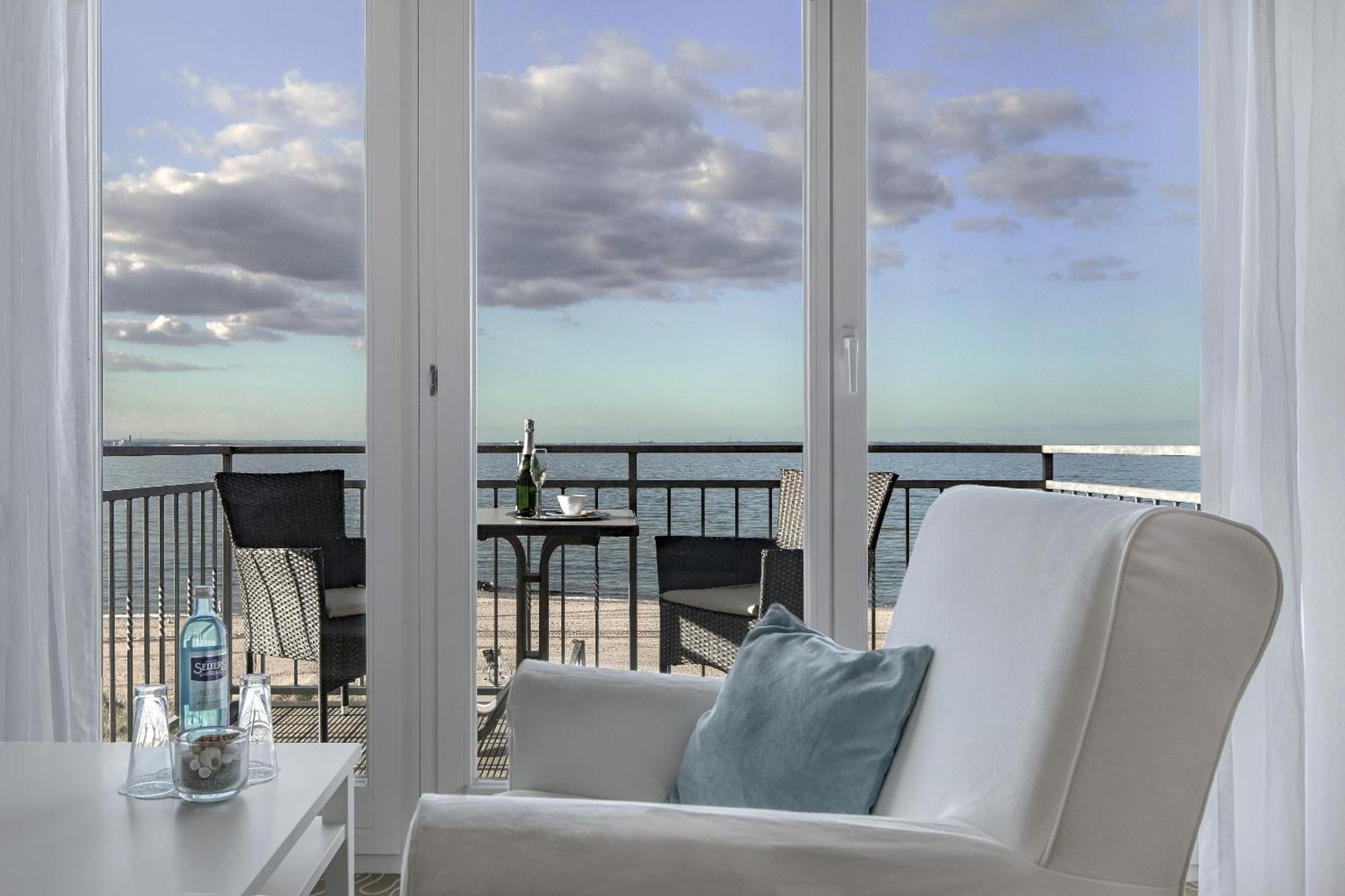 Mein Strandhaus - Hotel, Restaurant & Schwimmbad Timmendorfer Strand Εξωτερικό φωτογραφία